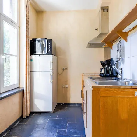 Numero Cinq Apartment