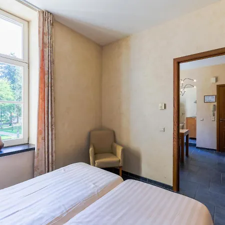 Numero Cinq Apartment *